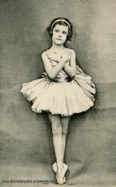 Christiane Vaussard à l'école de danse de l'Opéra